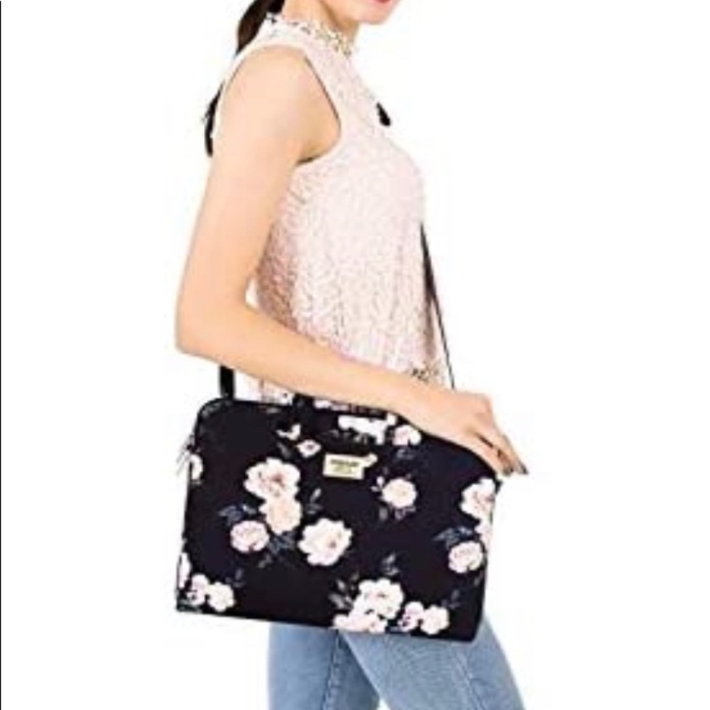NWT Laptop Shoulder Bag Compatible with MacBook Pro 16 Inches
